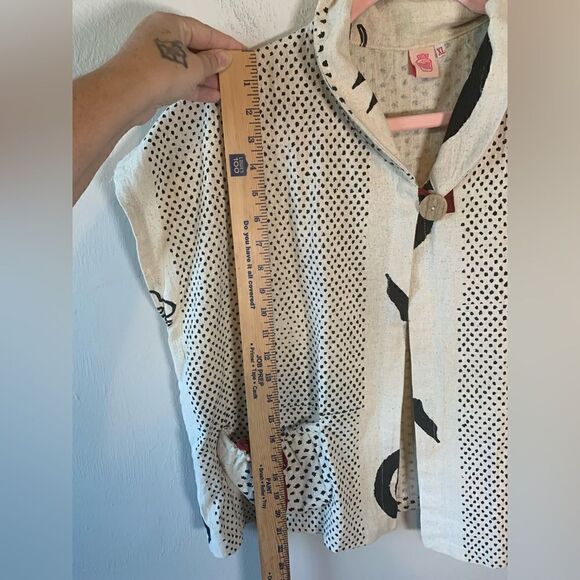 Cupcake Abstract Cream Lotus Print Single Button Shirt Sz XL - Picture 5 of 7